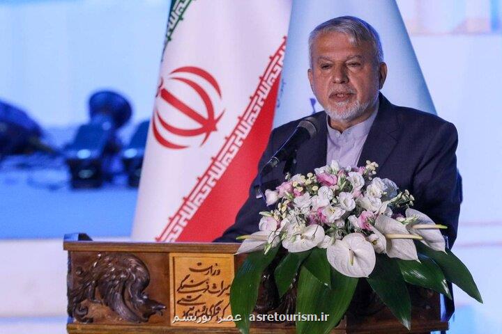 وزیر میراث فرهنگی وارد اهواز شد