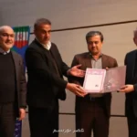 سند مالکیت کاخ آپادانا اهدا شد